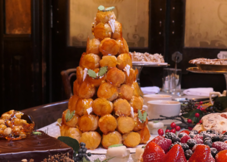 Croquembouche